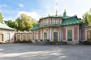 The Fascinating Chinese House: Europe’s Unique Royal Palace Inspired by Eastern Architecture - image 8