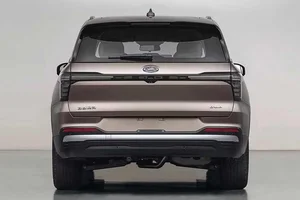 Ford Edge 2026 Revealed: Refined Design and New Hybrid Options - image 8