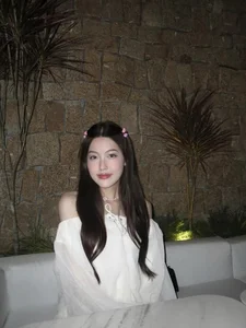 Meet the Gorgeous Saigon Hot Girl Rumored to Date Rapper HIEUTHUHAI - image 6