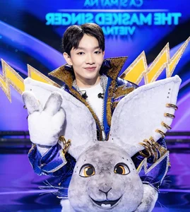 Who Is Tho Xo Khuyen on The Masked Singer Vietnam? The Soulful Voice Revealed - image 3