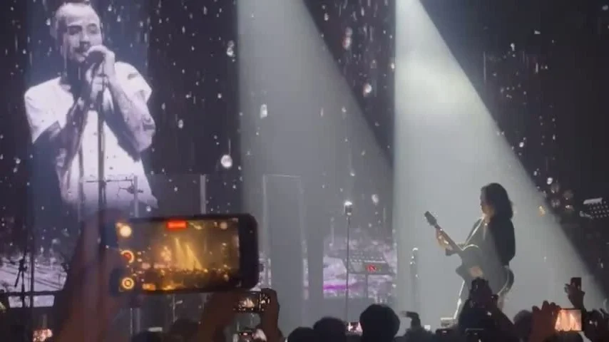 Celebrating 30 Years of 'Buc Tuong': The Soul of Vietnamese Rock