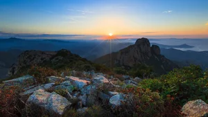 Explore 100+ stunning Full HD nature and landscape wallpapers for desktop - image 12