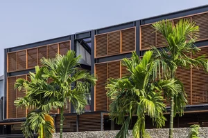 A Steel Frame House That Feels Like an Urban Forest - image 7