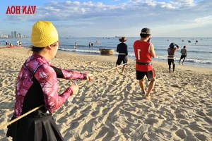 Experiencing the Vibrant Dawn Fish Market: A Must-Try Cultural Adventure for Coastal Travelers - image 4