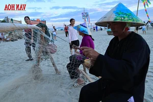 Experiencing the Vibrant Dawn Fish Market: A Must-Try Cultural Adventure for Coastal Travelers - image 14