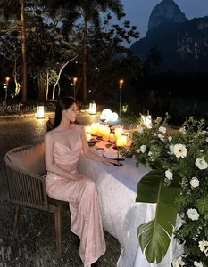 Meet the Stunning and Wealthy Chinese Influencer Captivating the Internet - image 8