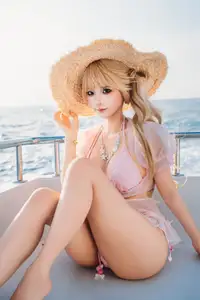 Coser Chunmomo's Enchanting Sunset Yacht Photoshoot - Part02 - image 45