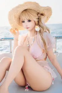 Coser Chunmomo's Enchanting Sunset Yacht Photoshoot - Part02 - image 20
