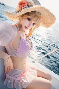 Coser Chunmomo's Enchanting Sunset Yacht Photoshoot - Part02 - image 4