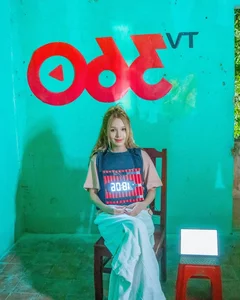 Xoài Non Stuns in Military Uniform and Barbie-Like Visuals for Sao Nhập Ngũ 2024 - image 5