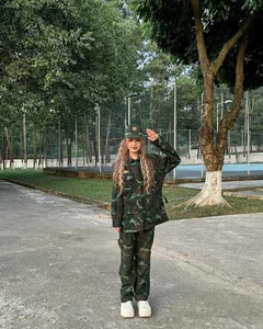 Xoài Non Stuns in Military Uniform and Barbie-Like Visuals for Sao Nhập Ngũ 2024 - image 9