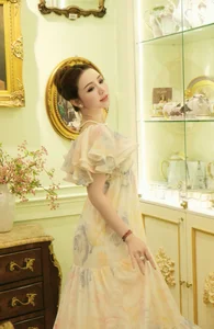 Quynh Kool’s Bold Transformation: Mastering the Art of Elegant and Daring Evening Wear - image 9