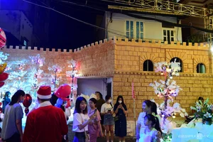 Discover Saigon's Most Popular Christmas Alley for Festive Check-Ins - image 4