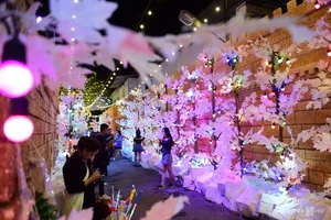 Discover Saigon's Most Popular Christmas Alley for Festive Check-Ins - image 0