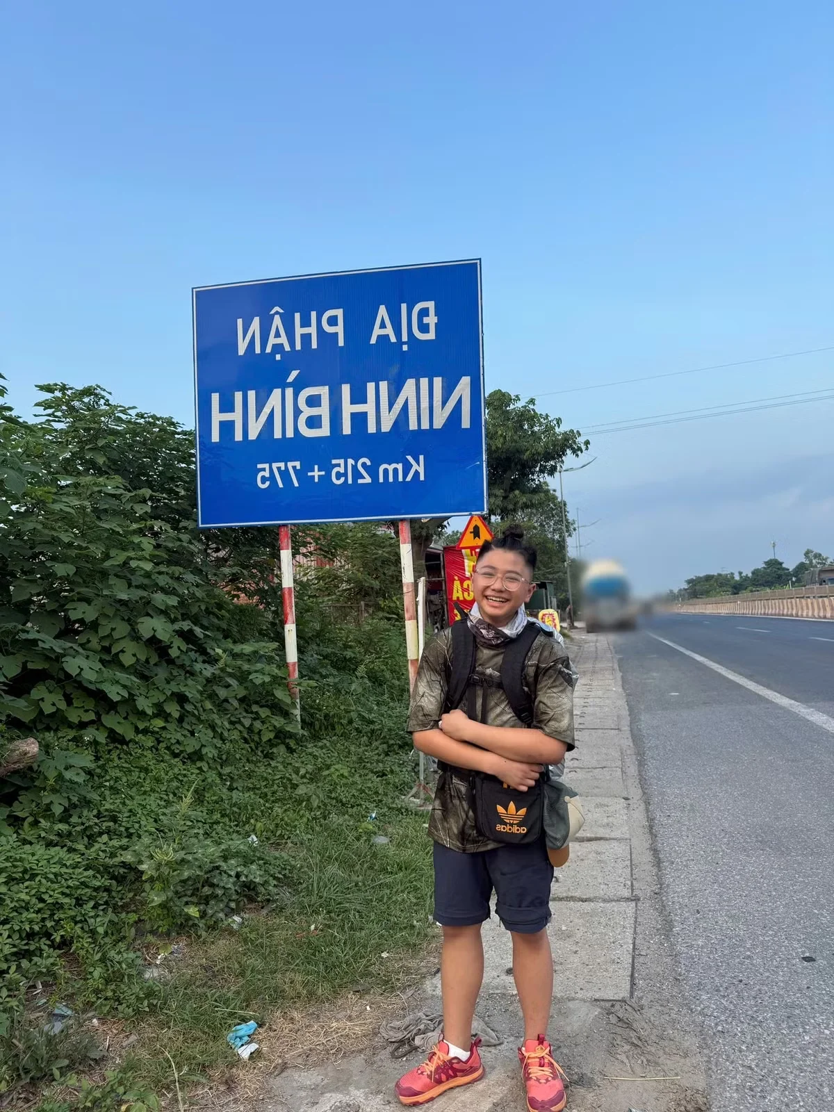 Mother and 13-Year-Old Son Walk from Hanoi to Hue on Foot