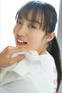 Stunning Hikari Kuroki Gravure Photo Collection: Captivating Visuals of the Iconic Japanese Model and J-Idol in an Exclusive Digital Gallery - image 5
