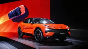 Lotus Eletre X Hybrid: A 952 HP PHEV Beast with 1,200 km Range - image 0