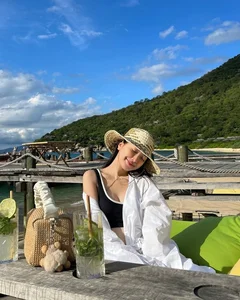 Mai Ha Trang Captivates Fans with Flawless Beauty and Elegance - image 4