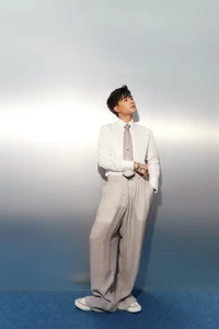 Vietnamese Actor Anh Tu Shines Solo as Fashion Icon at International Show - image 6