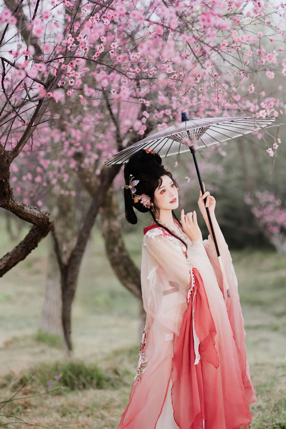 Elegant Portraits of Lu Lu Haley in YiTuYu Art Language Vol.7188