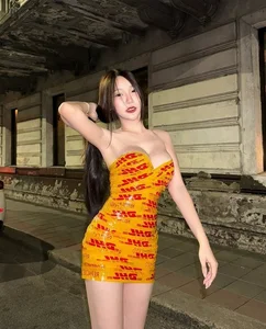 Social Media Sensation Stuns Fans with Bold Fashion Statement and Glamorous Viral Photoshoot - image 5