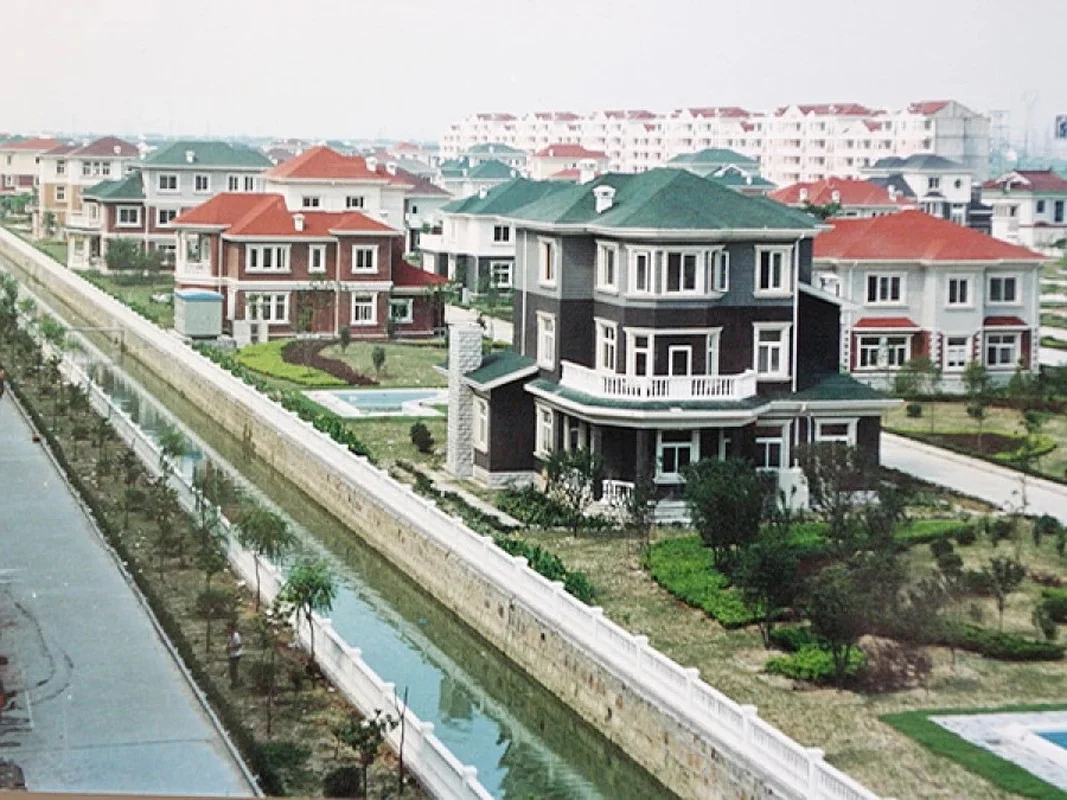 Inside the Luxury Village Where Residents Receive Free Villas and Supercars