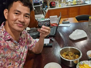 Inside the Stunning Kitchen of Vietnamese Artist Xuan Bac - image 1