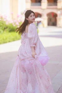 YiTuYu Art Language Vol.4670: Pei Tong Xue and the Art of Expression - image 6