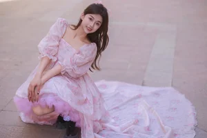 YiTuYu Art Language Vol.4670: Pei Tong Xue and the Art of Expression - image 11