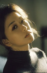 YiTuYu Art Language Vol.9679 Li Zi Dan Gao: Sweet Aesthetic Portrait Photography - image 1