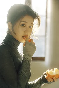 YiTuYu Art Language Vol.9679 Li Zi Dan Gao: Sweet Aesthetic Portrait Photography - image 29