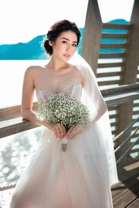Runner Up Duong Tu Anh Shines in Elegant 2026 Fashion Collection - image 5