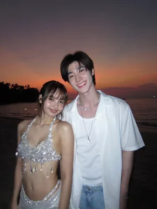 Lisa (BLACKPINK) Spotted with Mystery Man Amid Breakup Rumors with Frédéric Arnault - image 2
