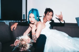 Dancer Quang Dang and His Chinese Girlfriend Share Romantic Photos Online - image 13