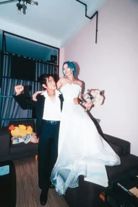 Dancer Quang Dang and His Chinese Girlfriend Share Romantic Photos Online - image 4