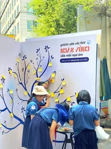 Ho Chi Minh City Celebrates Vietnam Book and Reading Culture Day with Exciting Literary Events - image 0