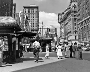 A Nostalgic Journey: Stunning Photos of New York City in the 1950s - image 9