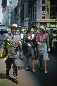 A Nostalgic Journey: Stunning Photos of New York City in the 1950s - image 8