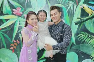 Artist Bình Tinh Shares Emotional Parenting Journey and Future Education Plans - image 8
