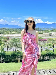 Vietnamese Actress Hong Diem Stuns in Elegant Outfit, Earns Comparison to Legendary Beauty Xi Shi - image 9