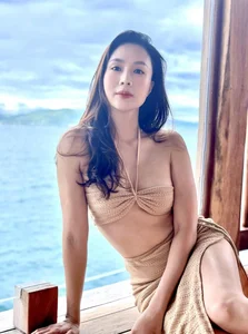 Vietnamese Actress Hong Diem Stuns in Elegant Outfit, Earns Comparison to Legendary Beauty Xi Shi - image 5