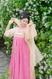 YiTuYu Art Language Vol.9889: Featuring the Ethereal San Qi - image 17