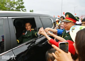 10th Vietnam-China Border Defense Friendship Exchange Promotes Peace - image 7