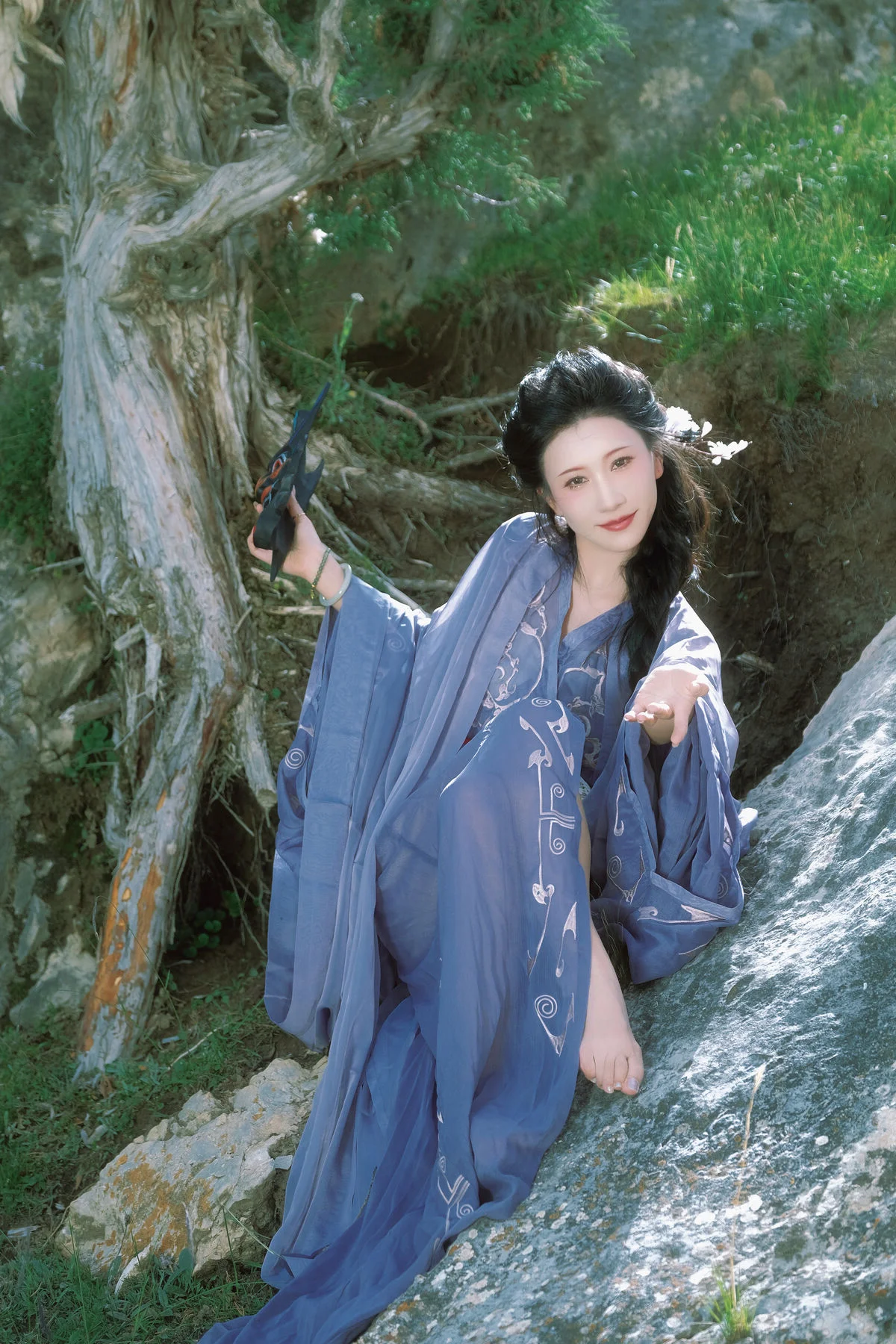 YiTuYu Vol. 7743: Xiao Bei's Artistic Journey in Art Language