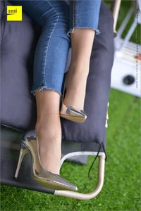 IESS Sizu Biandang 210: Hua Hua in Classic Small Feet - image 43