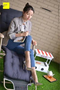 IESS Sizu Biandang 210: Hua Hua in Classic Small Feet - image 41