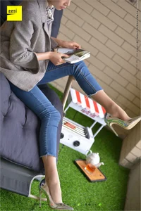 IESS Sizu Biandang 210: Hua Hua in Classic Small Feet - image 88