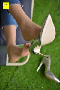 IESS Sizu Biandang 210: Hua Hua in Classic Small Feet - image 59