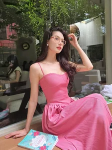 Gen Z Beauty Reimagines Traditional Attire: A Stunning Gallery of Cultural Elegance and Modern Style - image 2