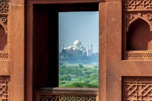Exploring the World’s Most Beautiful and Historic Ancient Fortresses - image 8